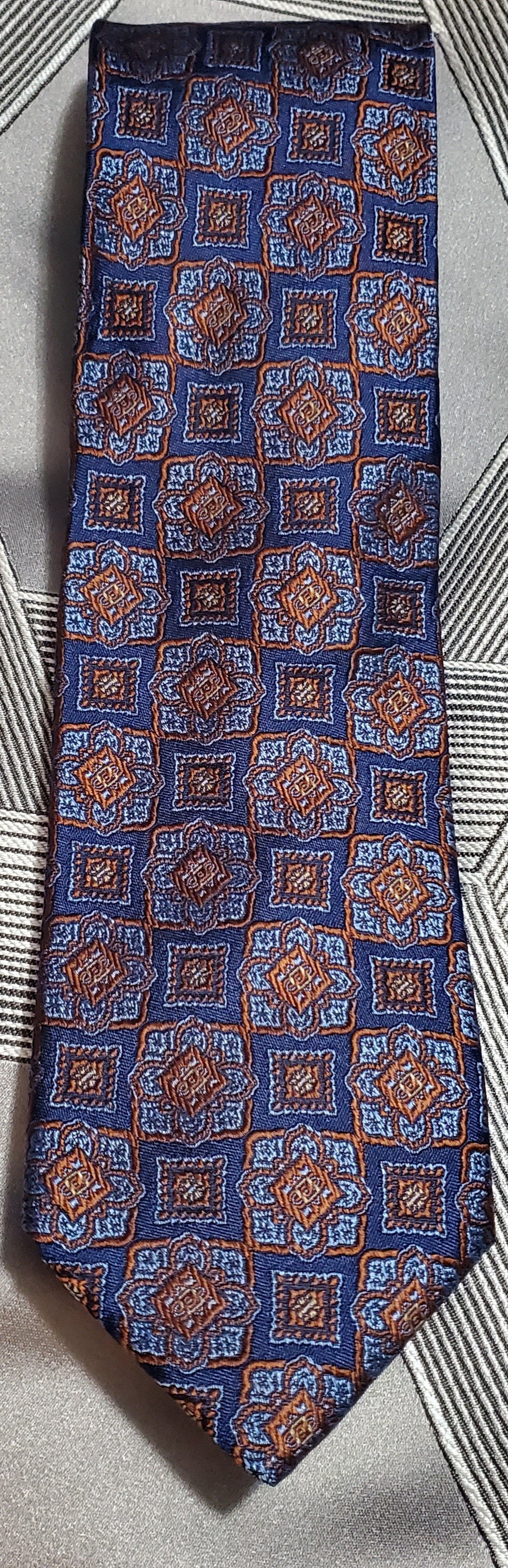 Robert Talbott blue/brown silk necktie